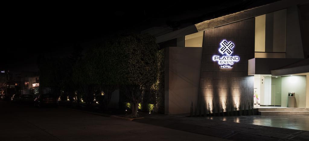 Hotel Platino Expo Guadalajara Exterior foto